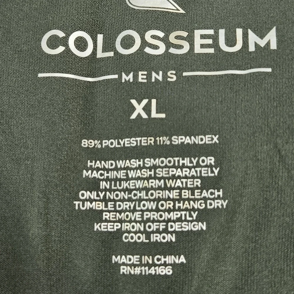 Colosseum Athletics *please carefully
